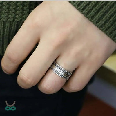 Anillo "Mantras Tibetanos" en Plata 925 – Espiritualidad y Protección