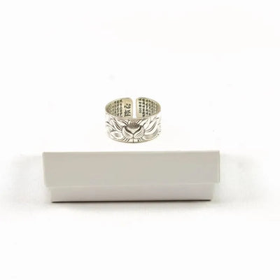 Anillo de flor de loto