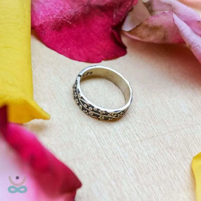 Anillo de la Armonía de la Flor de Ciruelo