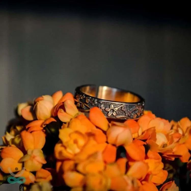 Anillo de la Armonía de la Flor de Ciruelo