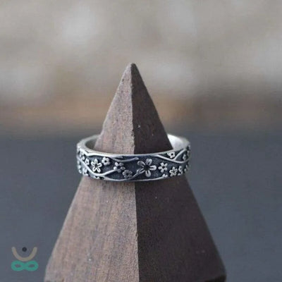 Anillo de la Armonía de la Flor de Ciruelo