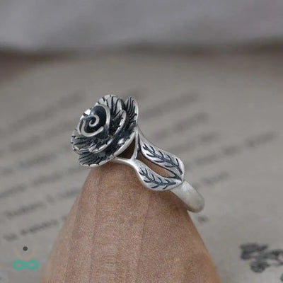 Anillo de la Rosa Eterna