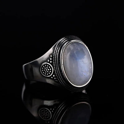 Anillo de la joya de la luna