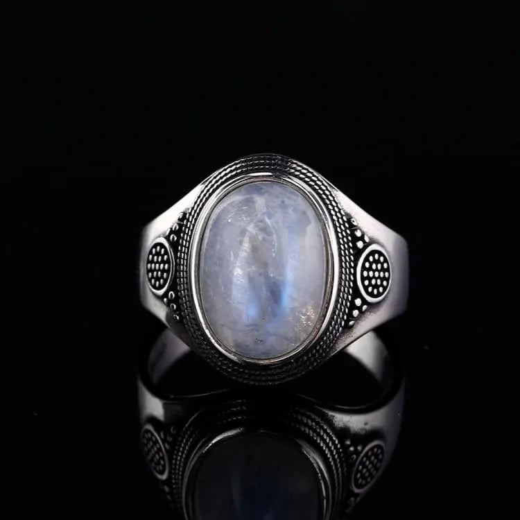 Anillo de la joya de la luna