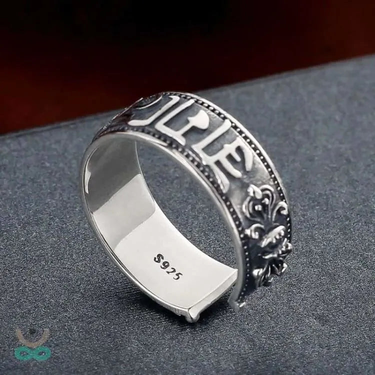 Anillo de plata del sexto mantra