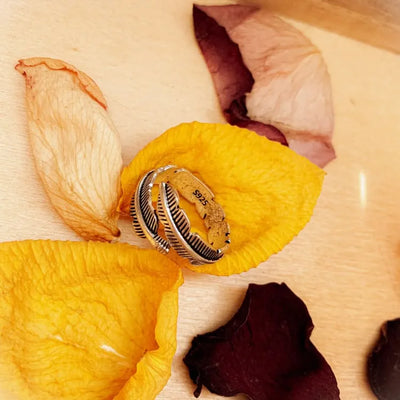 Anillo de plumas de ángel