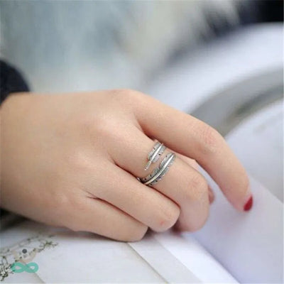 Anillo de plumas de ángel