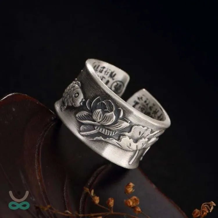 Anillo "matsyayugma" de loto