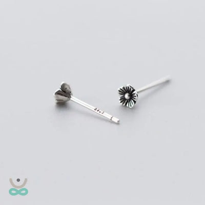 Aretes Flor de Loto 'Despertar de Primavera' - Plata de Ley 925