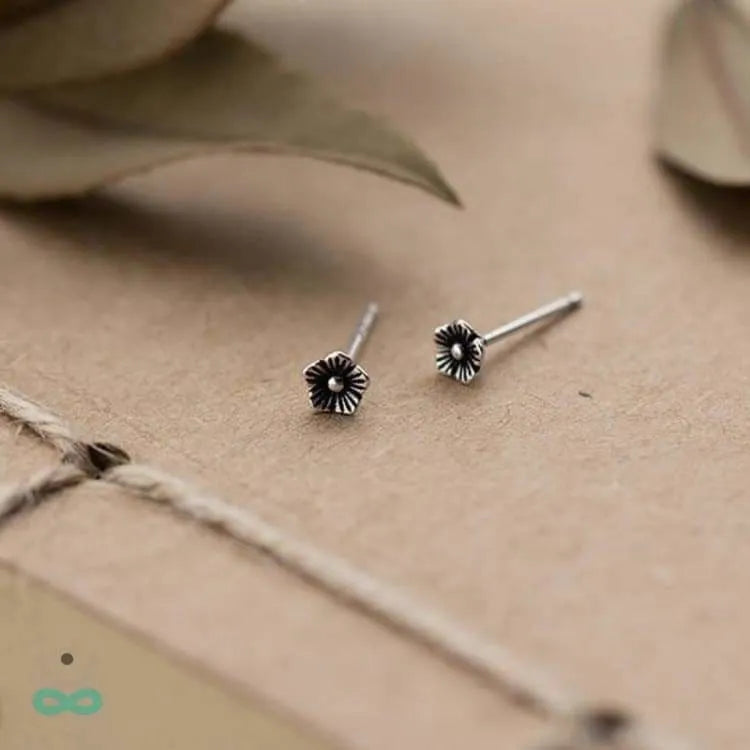 Aretes Flor de Loto 'Despertar de Primavera' - Plata de Ley 925