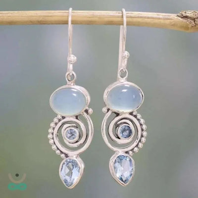 Aretes de plata tailandesa con piedra lunar natural - Energía femenina y serenidad
