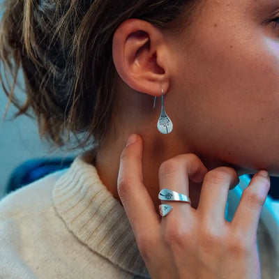 Aretes inspirados en la naturaleza un símbolo de libertad y felicidad