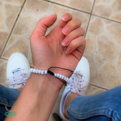 Brazalete de Howlita – Energía Positiva y Calma Interior