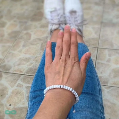 Brazalete de Howlita – Energía Positiva y Calma Interior