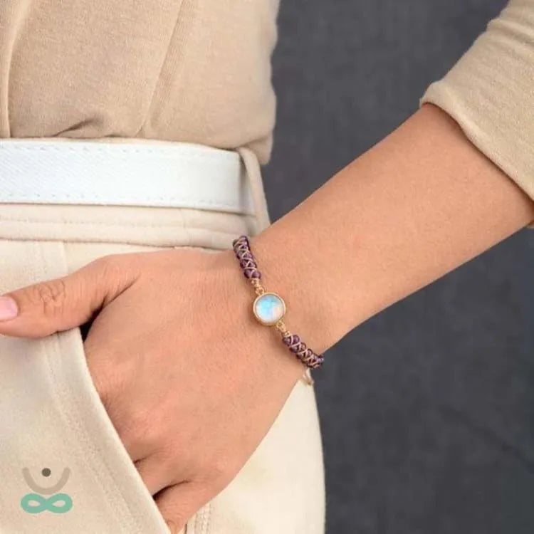 Brazalete de amistad de amatista y ópalo