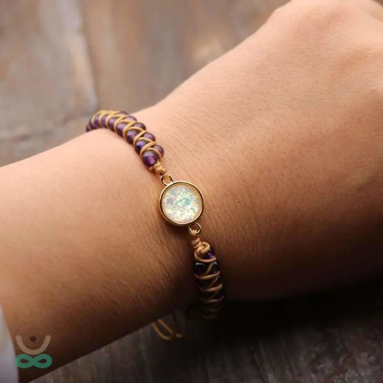 Brazalete de amistad de amatista y ópalo