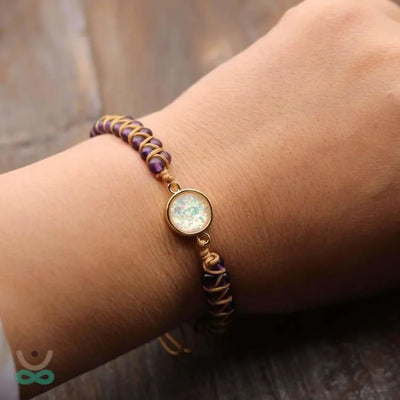 Brazalete de amistad de amatista y ópalo