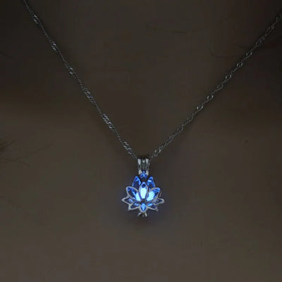 Colgante Flor de Loto – Renacimiento, Equilibrio y Elegancia