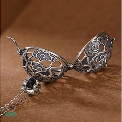 Colgante "Inspiración de Nubes" – Ligereza y Elegancia Atemporal