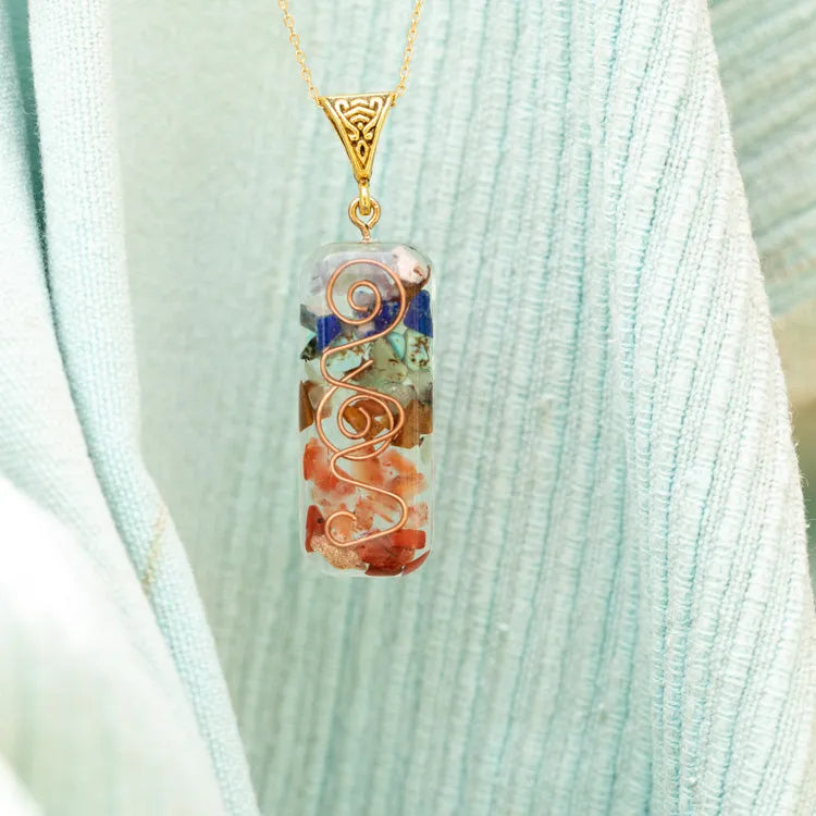 Colgante de Orgonita 7 Chakras – Armonía, Energía y Protección