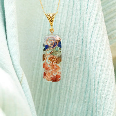 Colgante de Orgonita 7 Chakras – Armonía, Energía y Protección