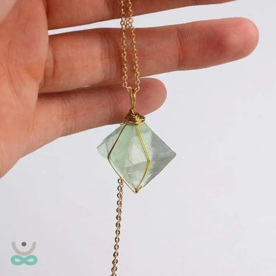 Collar "Alineación" en Fluorita Verde – Equilibra Mente y Espíritu