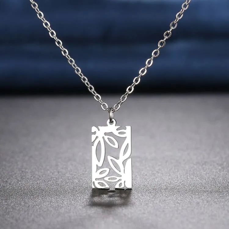 Collar 'Amour' con alfombra de margaritas