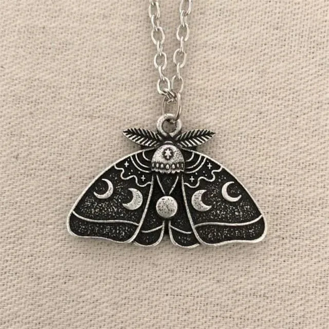 Collar Mariposa de la Luna