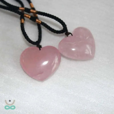 Collar de corazón de cuarzo rosa