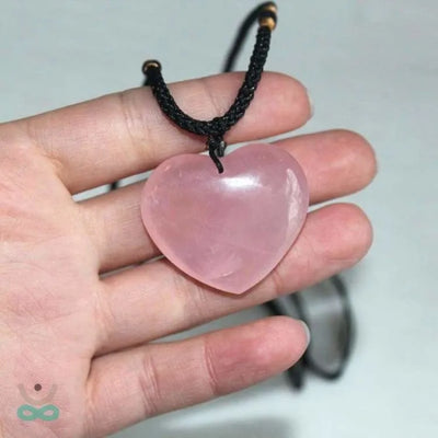 Collar de corazón de cuarzo rosa