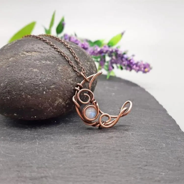 Collar de cristal de piedra lunar