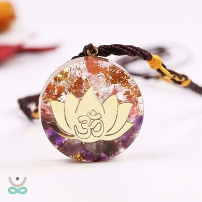 Collar de organita de amatista "Flor de loto".