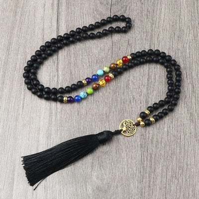 Collar negro 7 chakras con colgante árbol de la vida