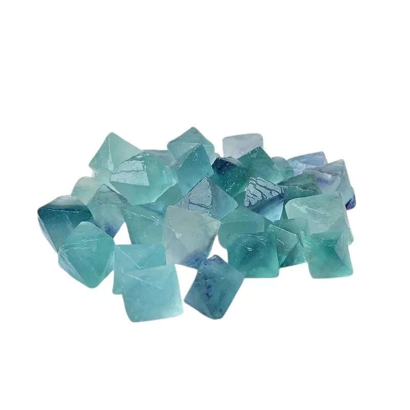 Cristal Fluorita Verde Natural Octaédrica – Potencia Tu Bienestar y Equilibra Tu Energía