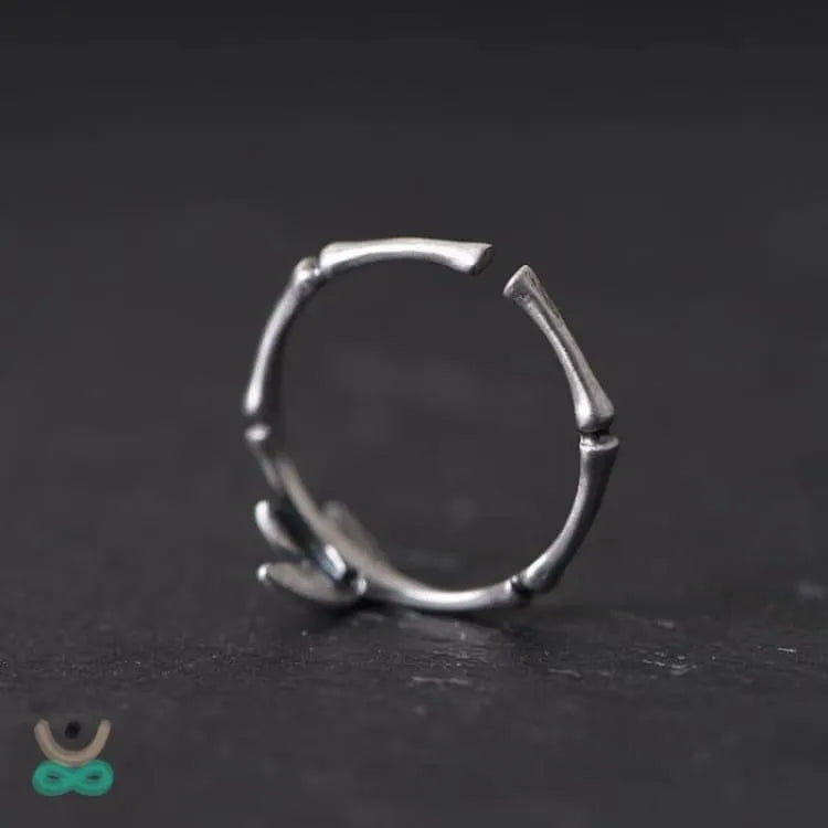 El anillo "Bambú de la Felicidad".