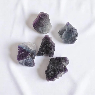 Fluorita natural – Armonía y claridad mental en cada piedra energética