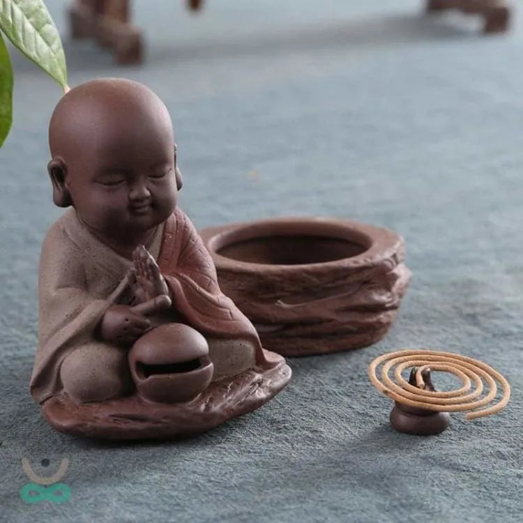 Incensario Pequeño Monje en Meditación