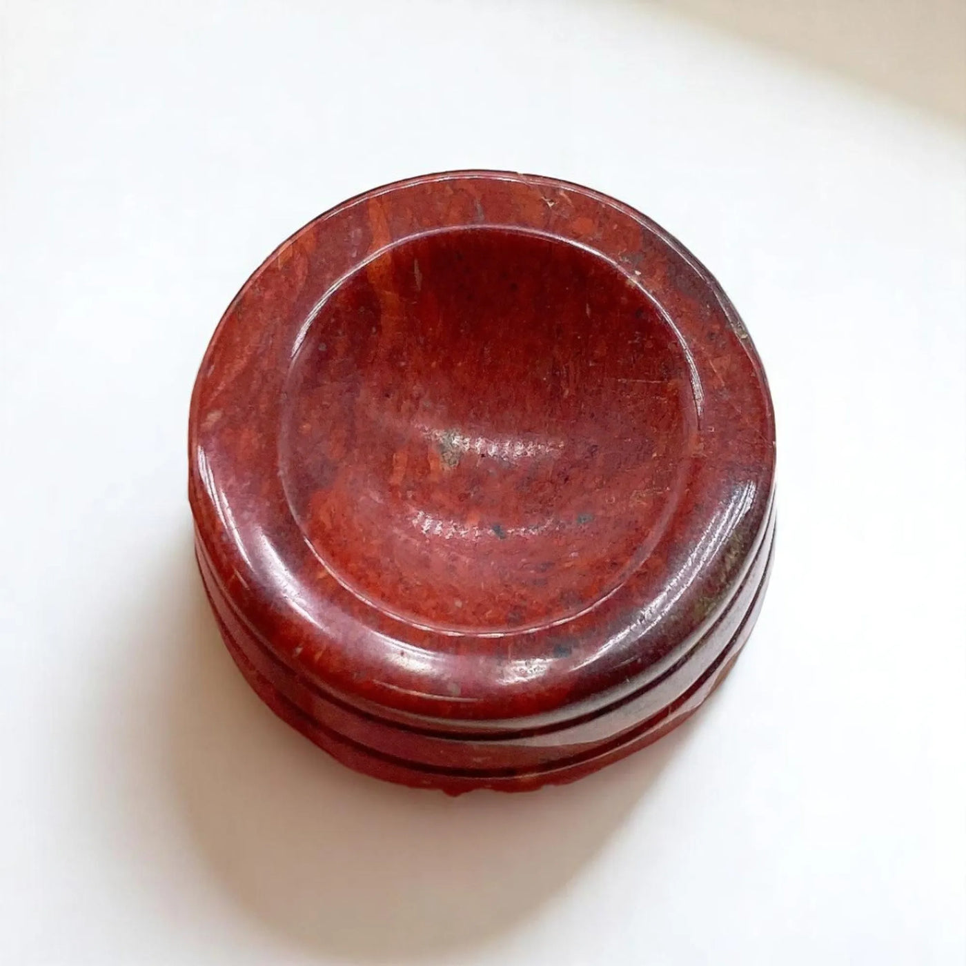 Jaspe Rojo Natural Pulido – Energía y Protección para tu Bienestar