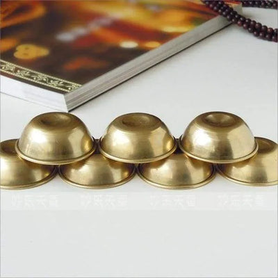 Juego de 7 mini cuencos tibetanos para ofrendas de cobre