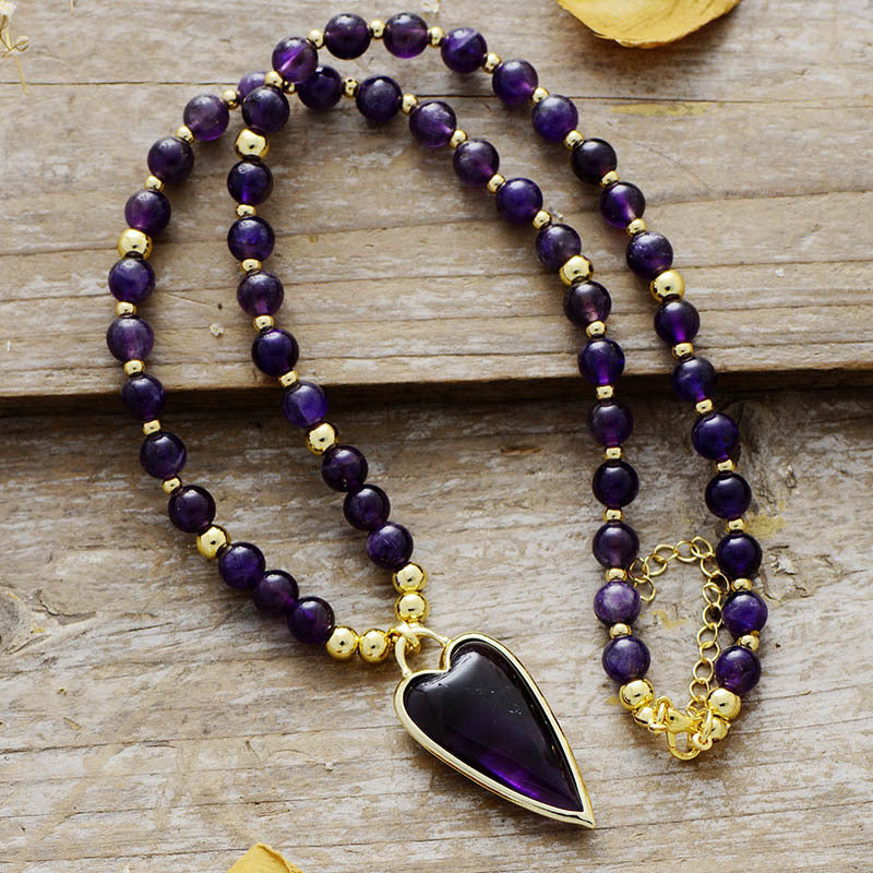 Collar de Amatista en Forma de Corazón – Amor y Energía Positiva