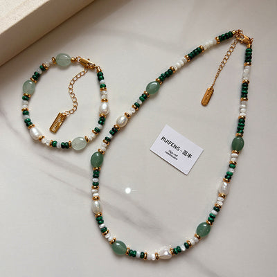 Conjunto de Collar y Pulsera con Malaquita, Perla y Cuarzo Verde: Elegancia y Energía Positiva