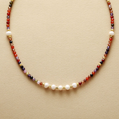 Elegancia Natural y Armonía: Gargantilla con Perlas de Agua Dulce