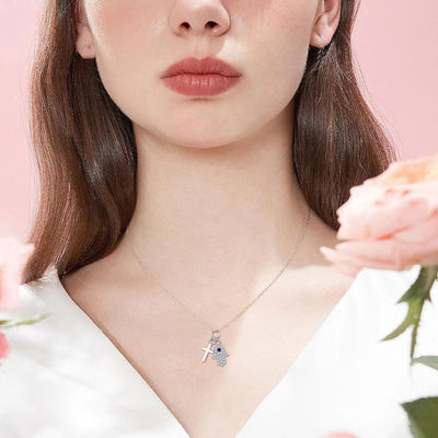 Collar cruz con circonita en plata 925, símbolo de fe, luz y estilo eterno