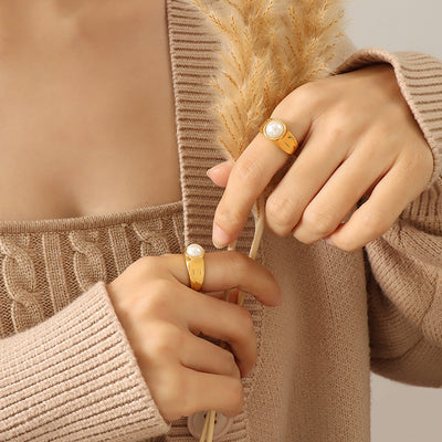 Anillo de Perla: Tu Amuleto de Pureza y Sabiduría