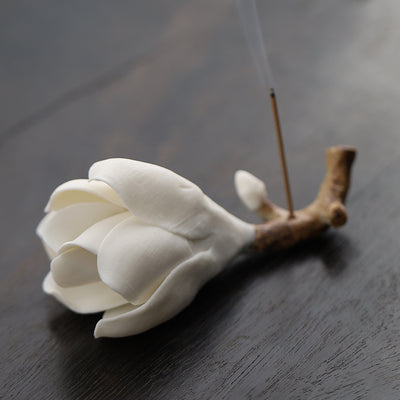 Porta Incienso de Flor de Magnolia – Pureza y Armonía Espiritual