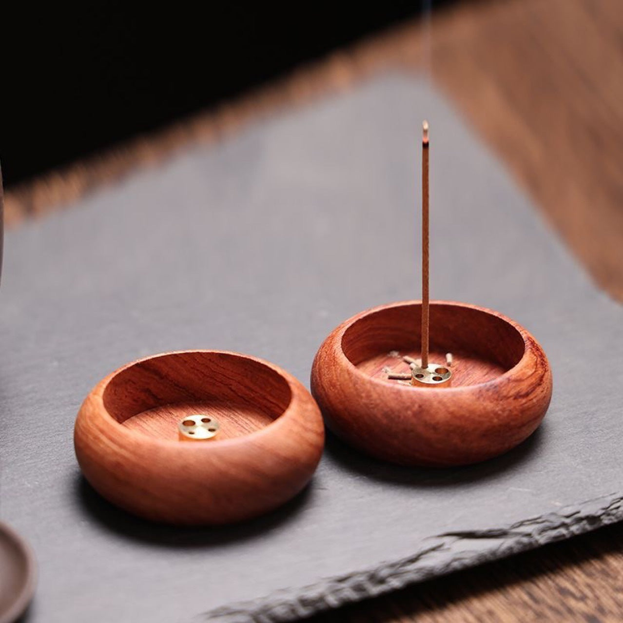 Porta Incienso de Sándalo – Serenidad Ritual para el Alma