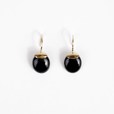 Protección y equilibrio: Pendientes de obsidiana negra con oro 18K