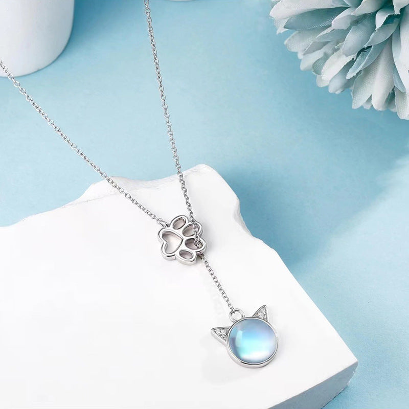 Collar orejas de gato con piedra lunar en plata 925, ternura y energía intuitiva