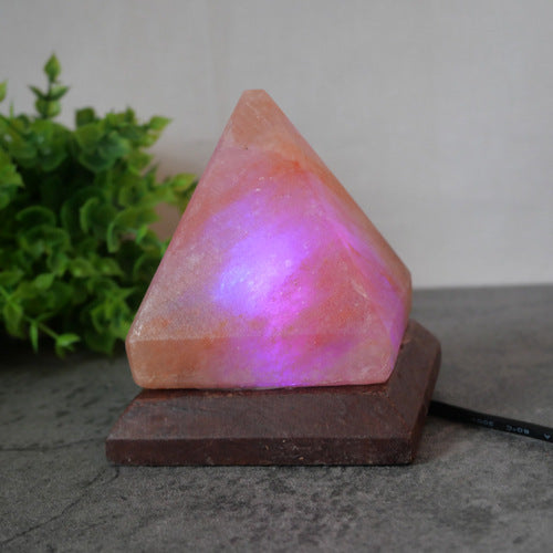 Lámpara de Sal del Himalaya Piramidal USB – Luz de Energía y Equilibrio Espiritual