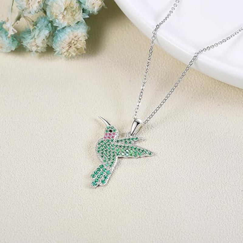 Collar colibrí en plata 925, diseño elegante y con alma libre